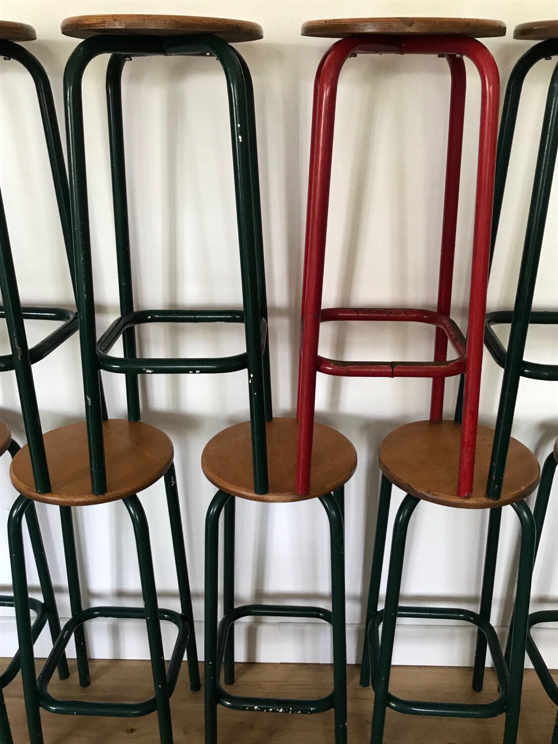 Set of 9 bar stools