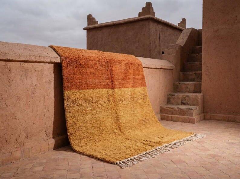 Handmade pure wool rug, size 1.5/2.5 m.