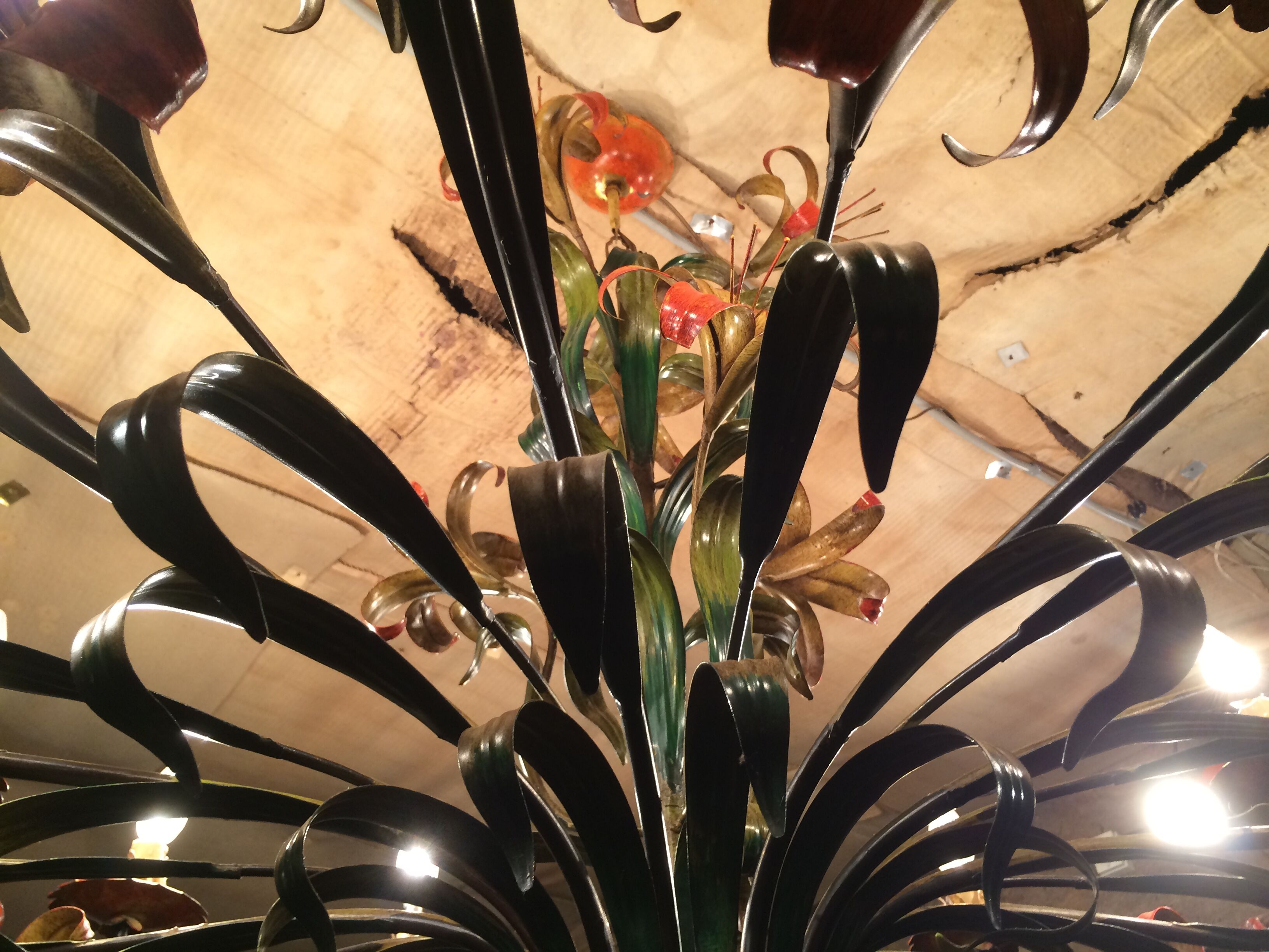 Metal chandelier painted floral decoration 12 lights