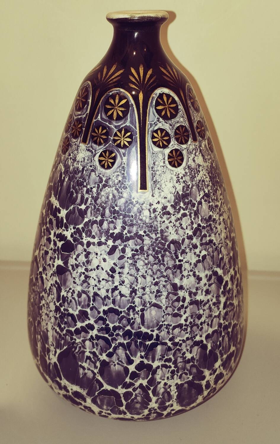 Porcelain vase Signed Hamage Moulin Loups