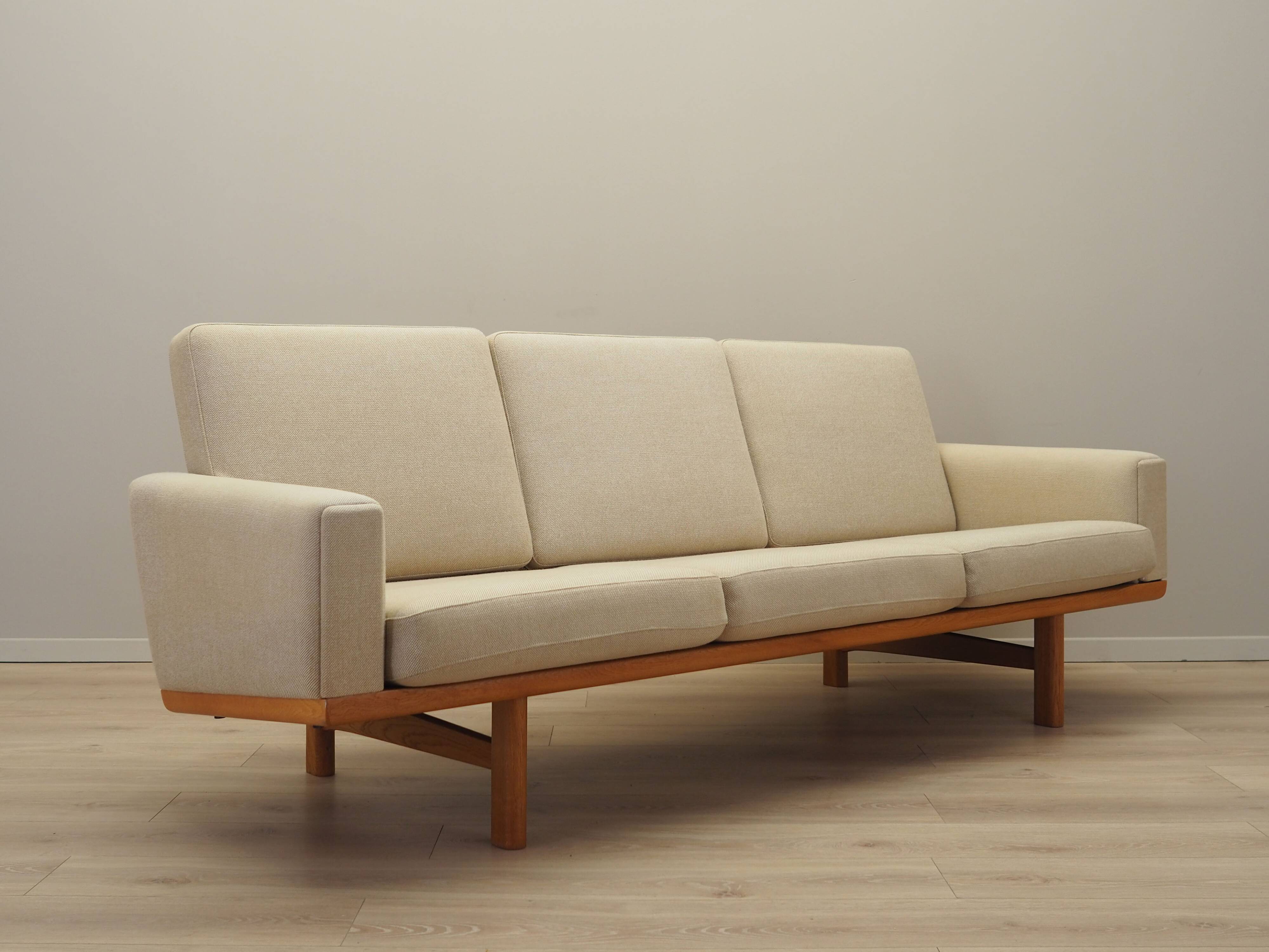 Oak sofa, Danish design, 1960s, designer: Hans J. Wegner