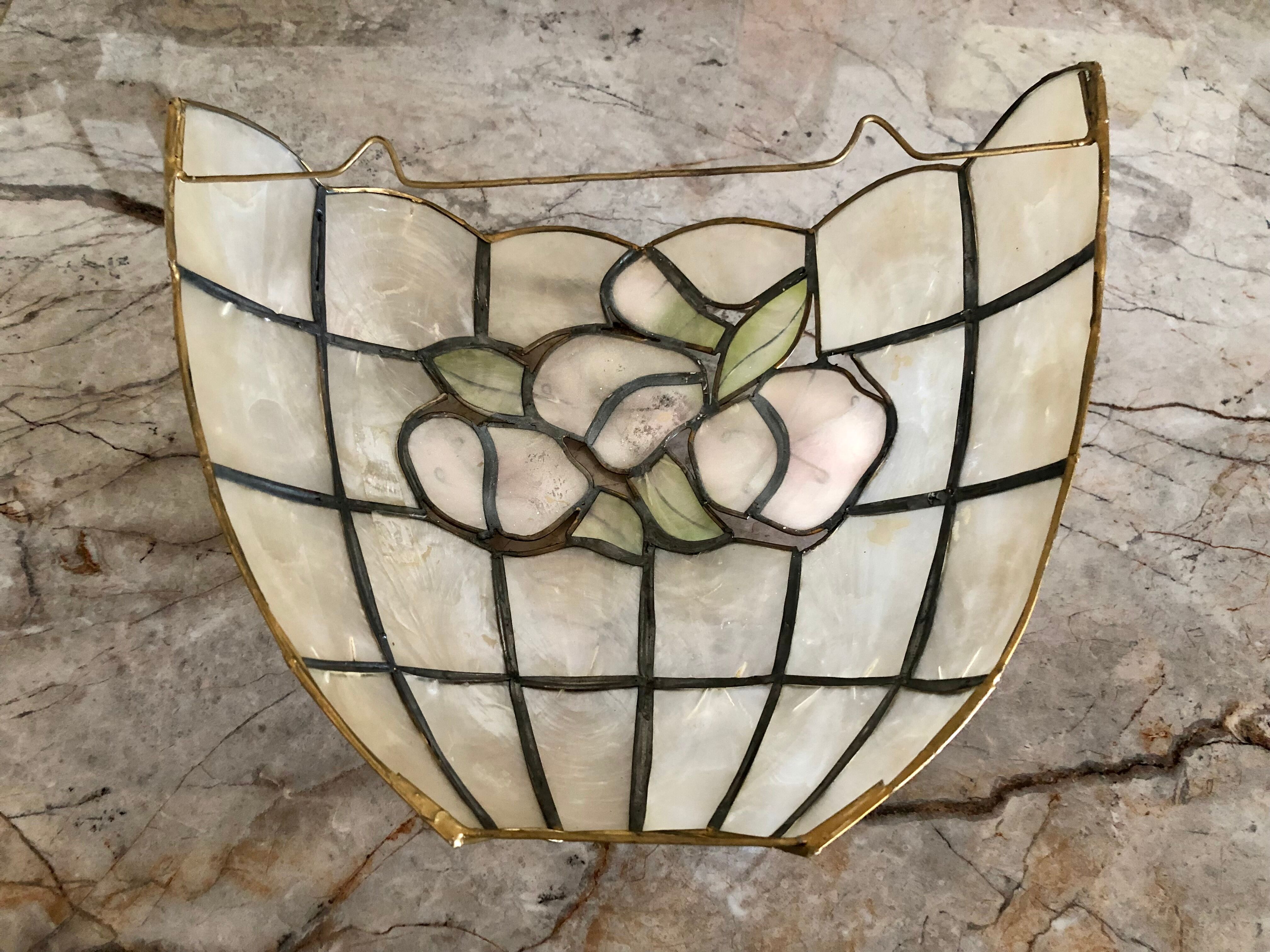 Applique nacre fleurie