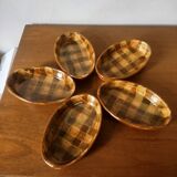 5 checkered raviers