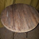 Round table in rattan