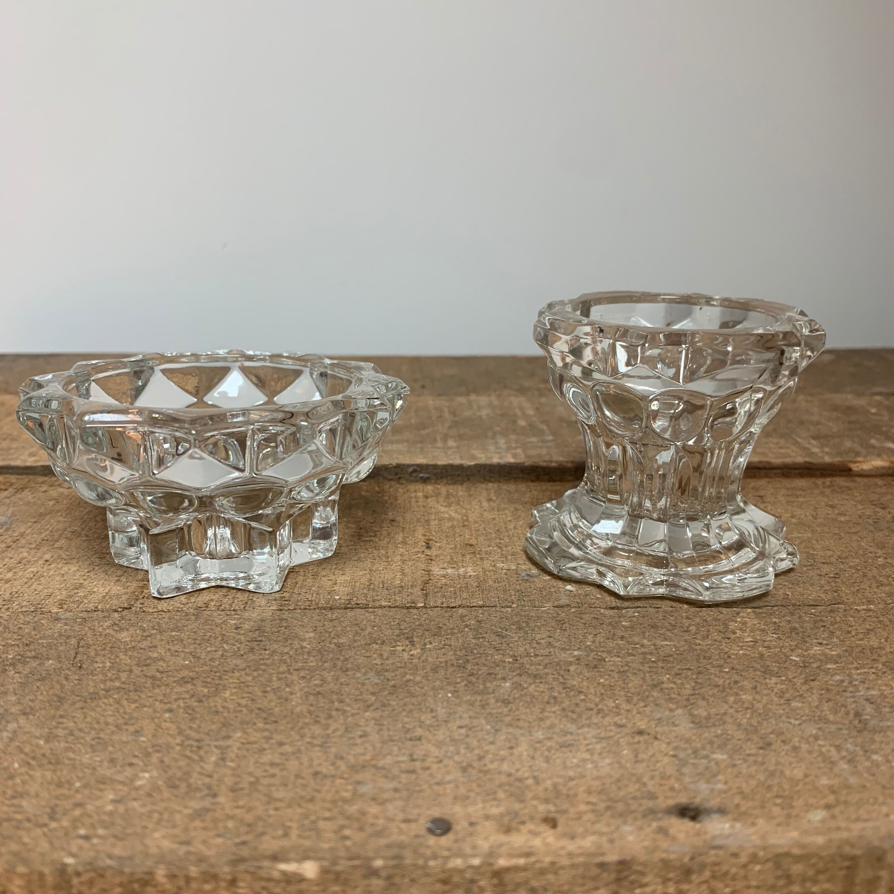 Lot of two candlesticks