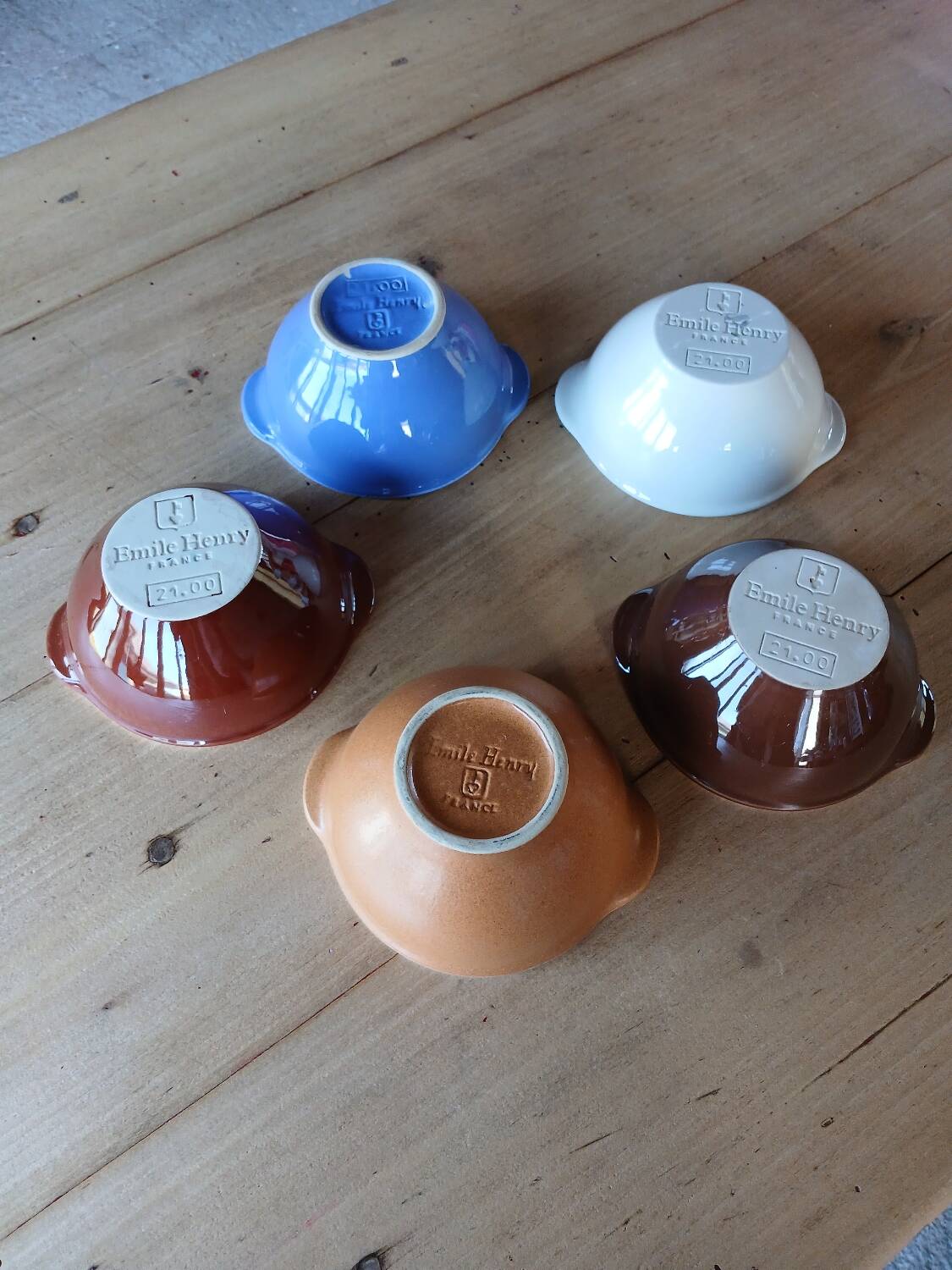 5 Émile Henry ear bowls