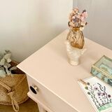 Bedside table with spindle legs