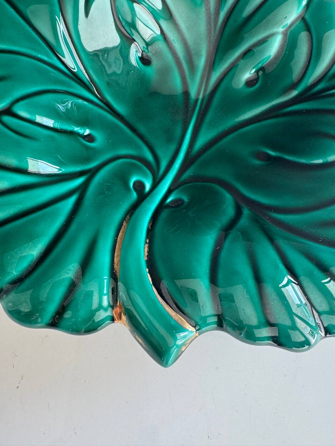 Vintage flat barbotine