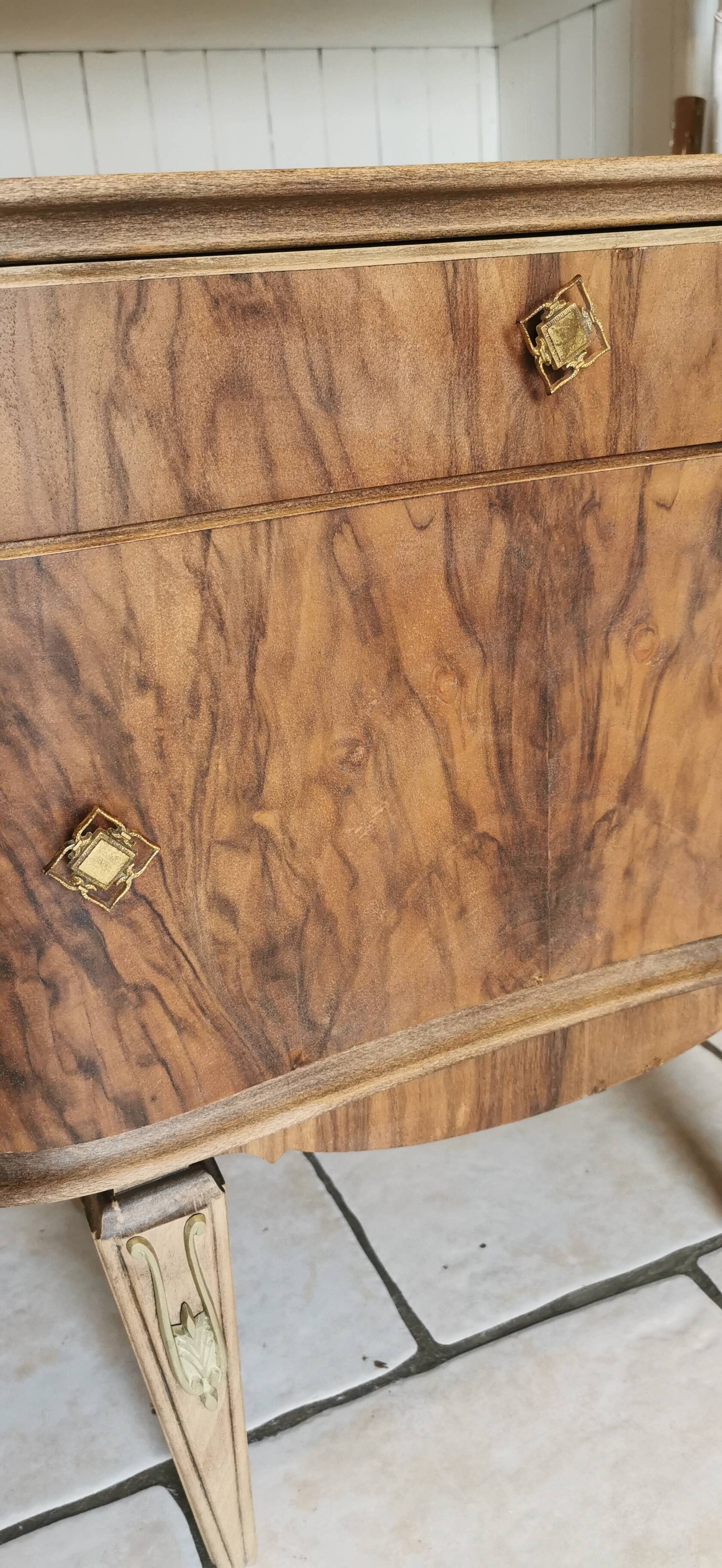 Small vintage chest of drawers from the 50s/60s.