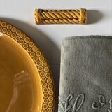 Woven ceramic knife holder