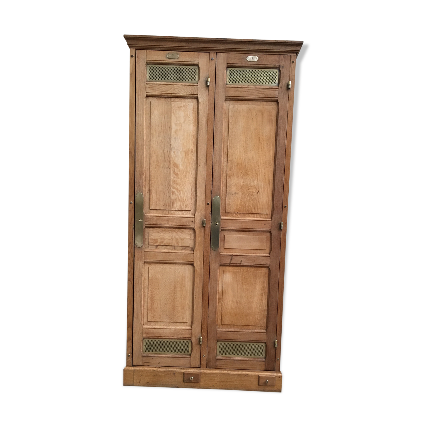 Former Bank of France 2 oak cabinet