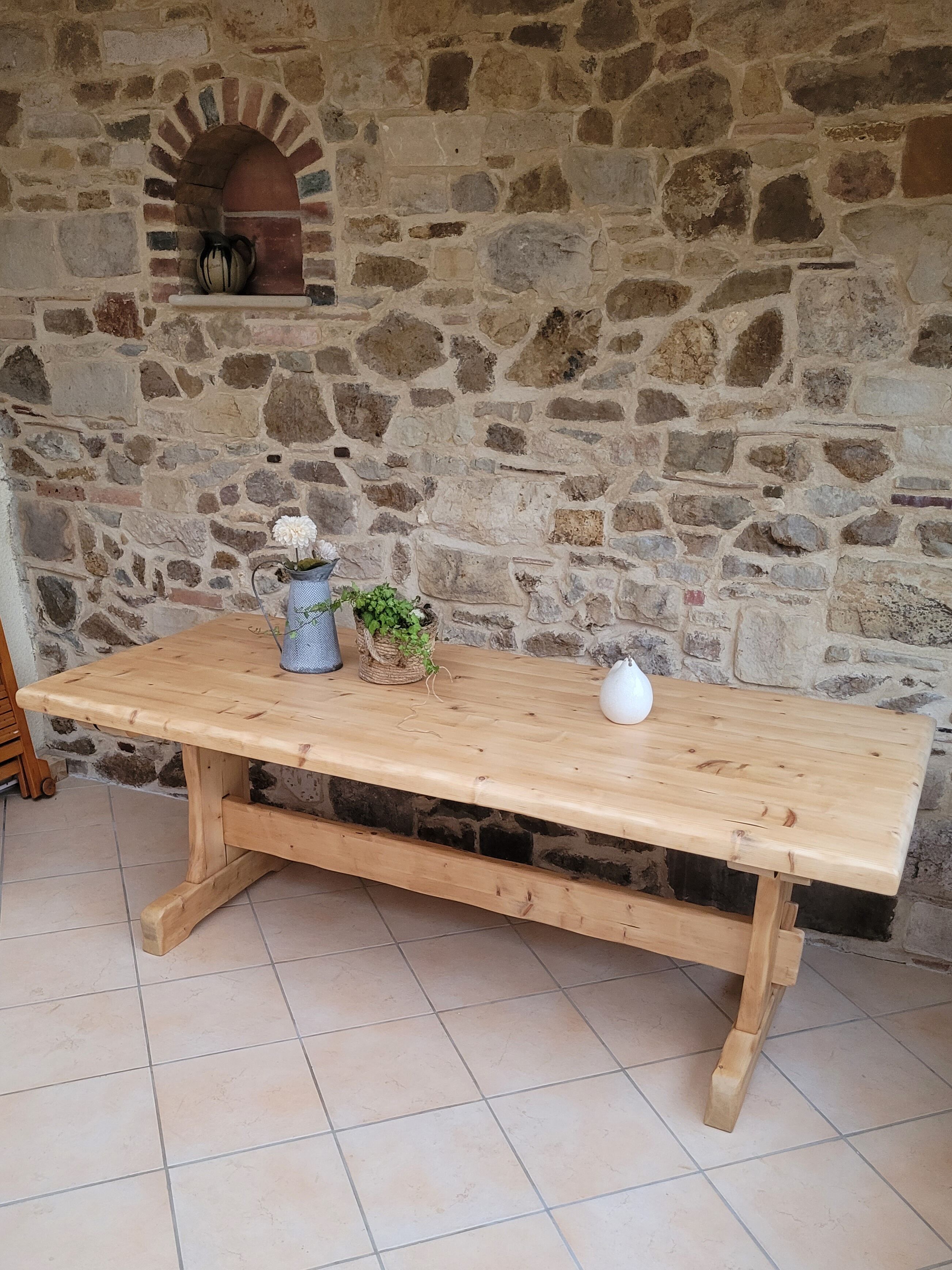 Farmhouse table