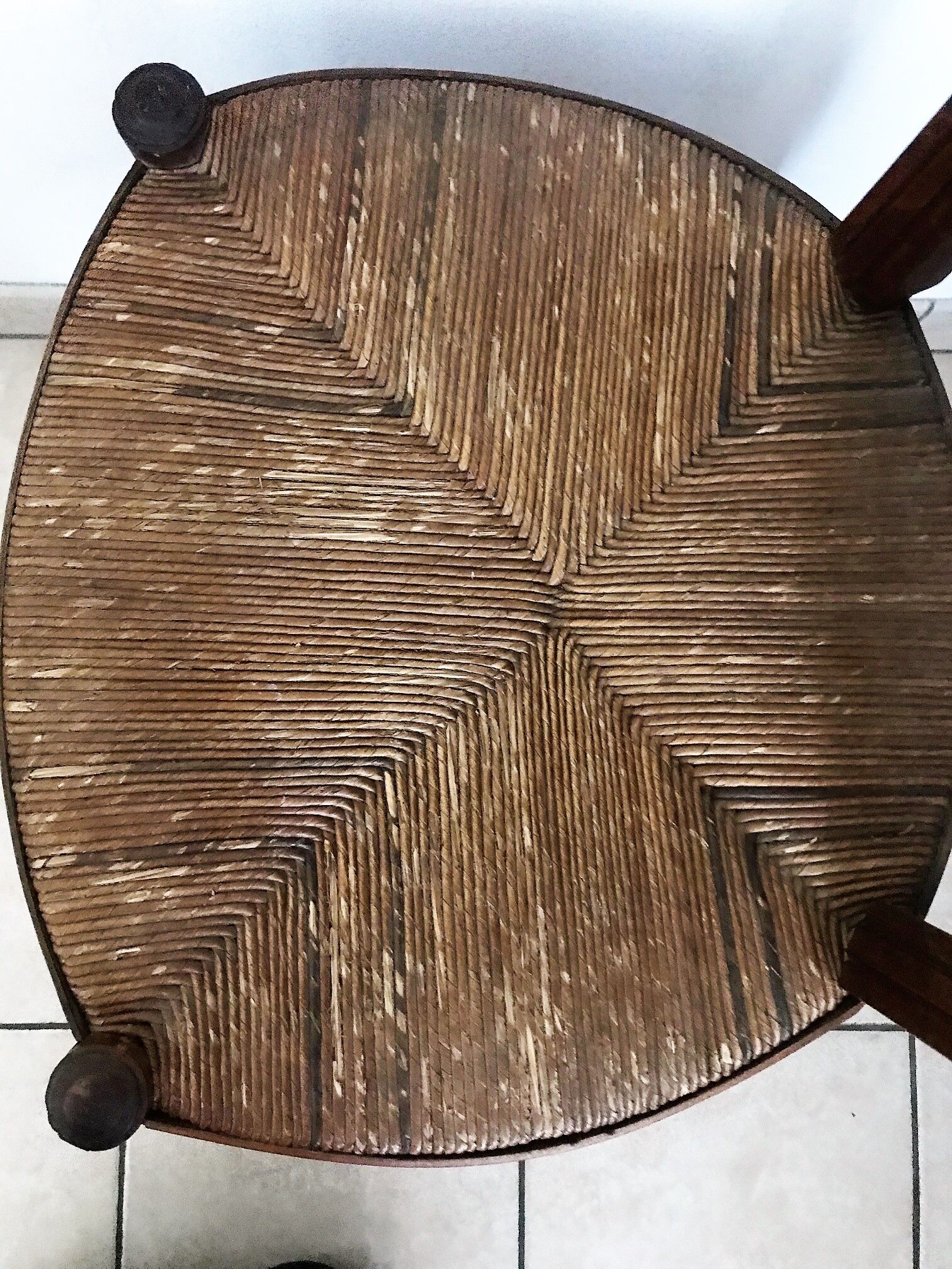 Former Directory-style chair with fleur de lily seating mulch 19th