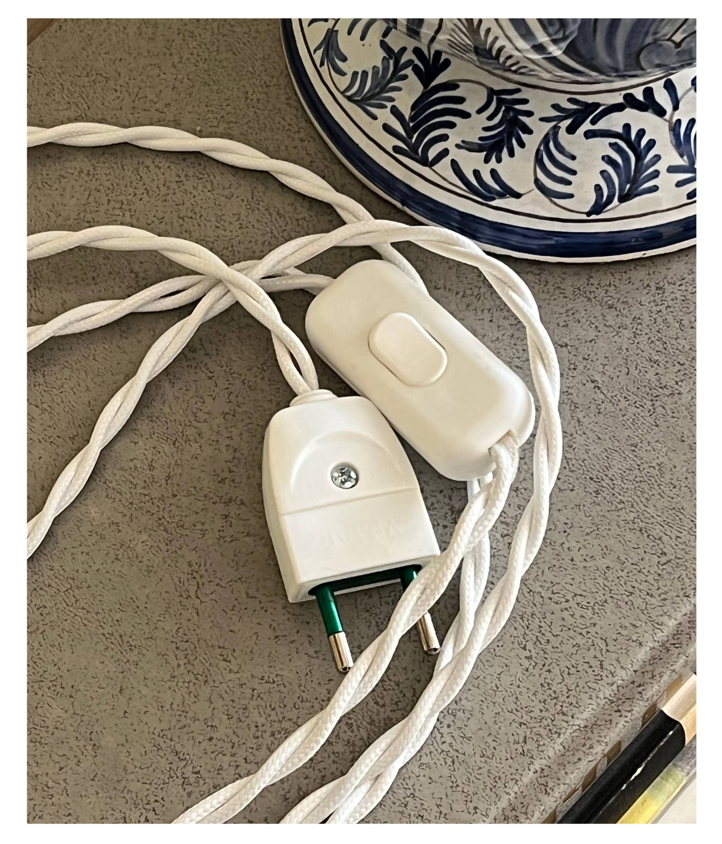 Nevers Ceramic Table Lamp