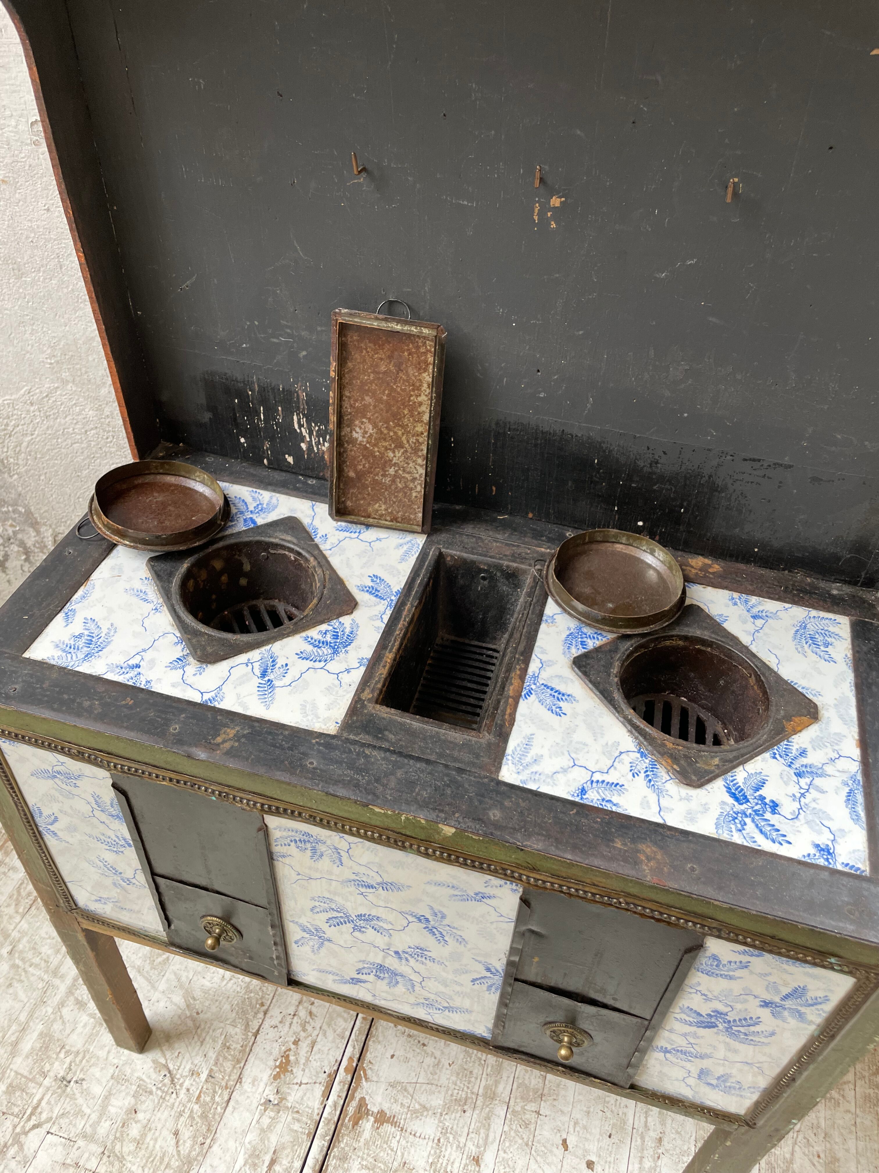 Children's toy stove antique