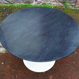 Table basse ronde a pied tulipe des années 70