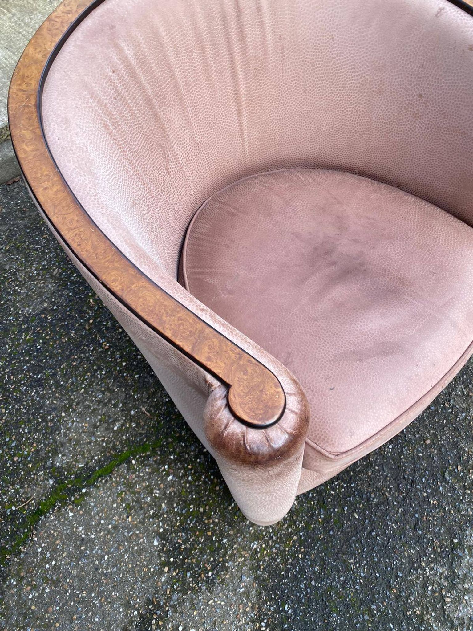 Art Deco club armchair Daisy Simon in beige leather and wood.