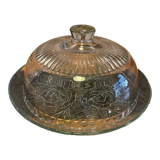 Glass cake or cheese display