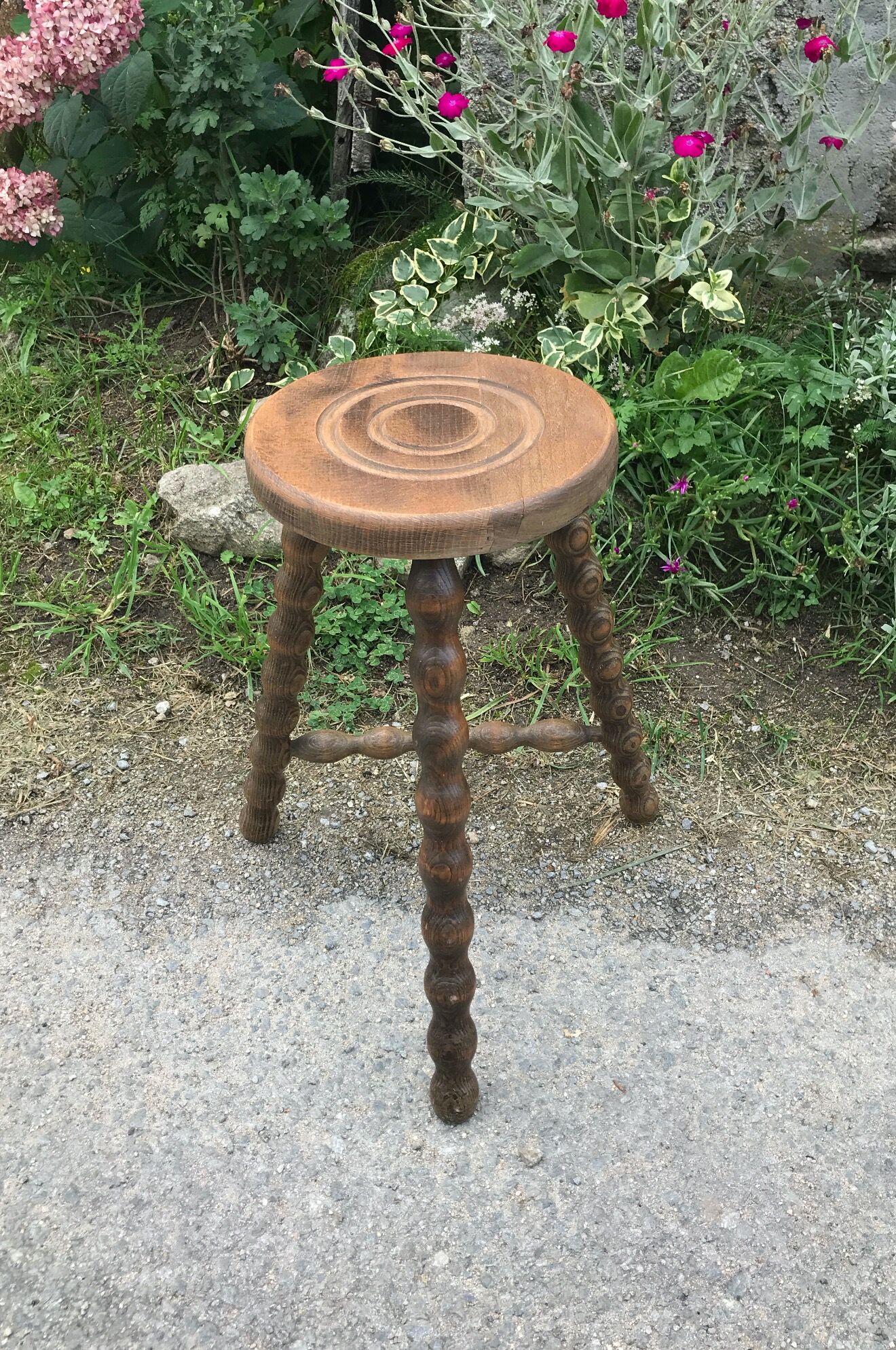 Vintage tripod stool