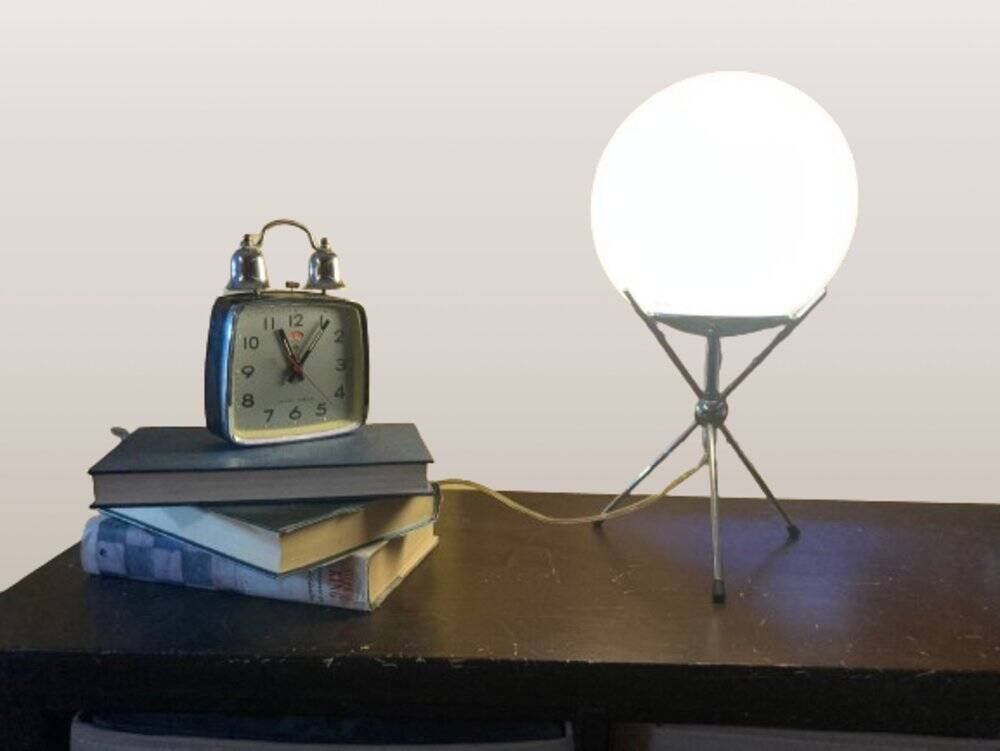 Vintage Italian table lamp in Stilnovo style, 1999.