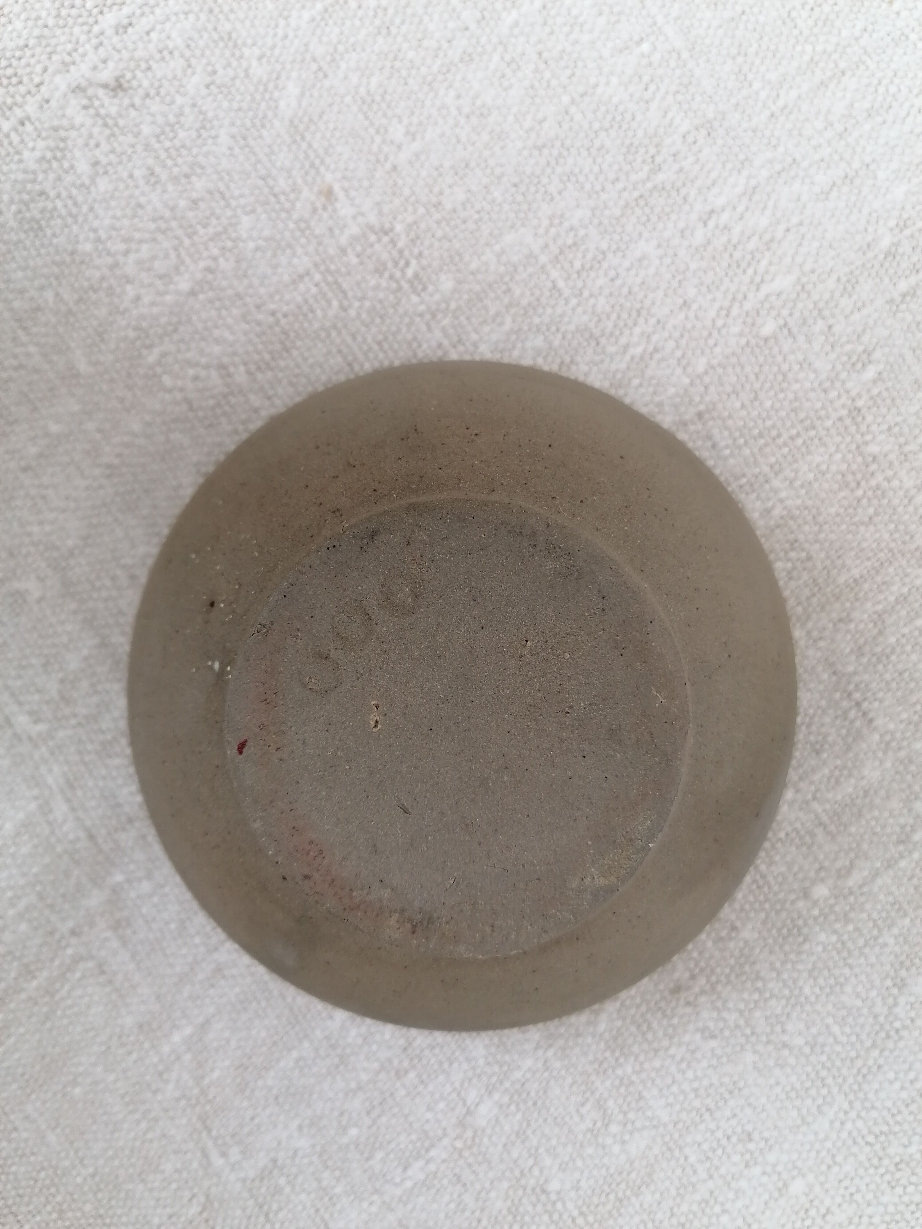 Bowl in brown