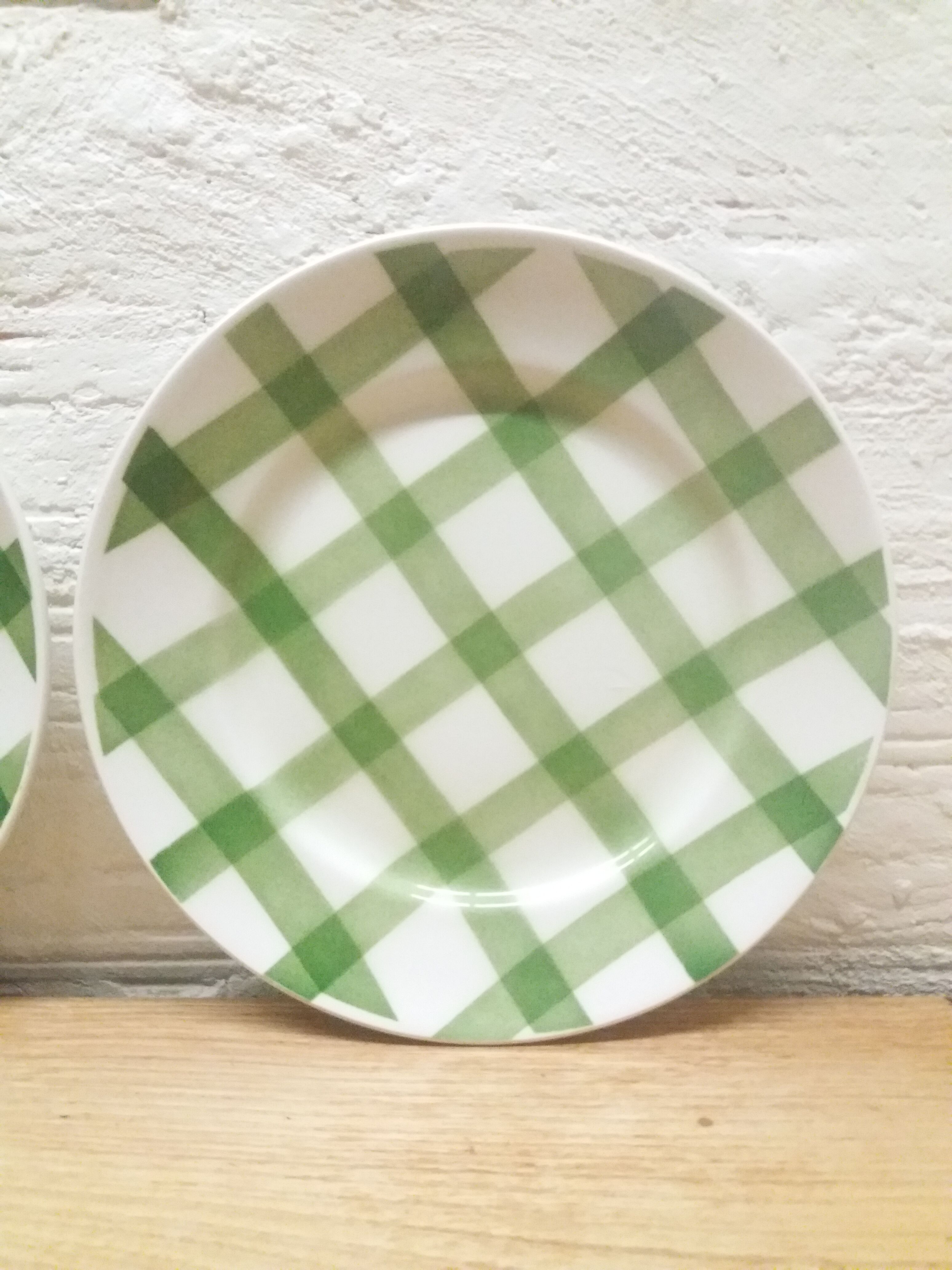 Pair flat plates Green nappe