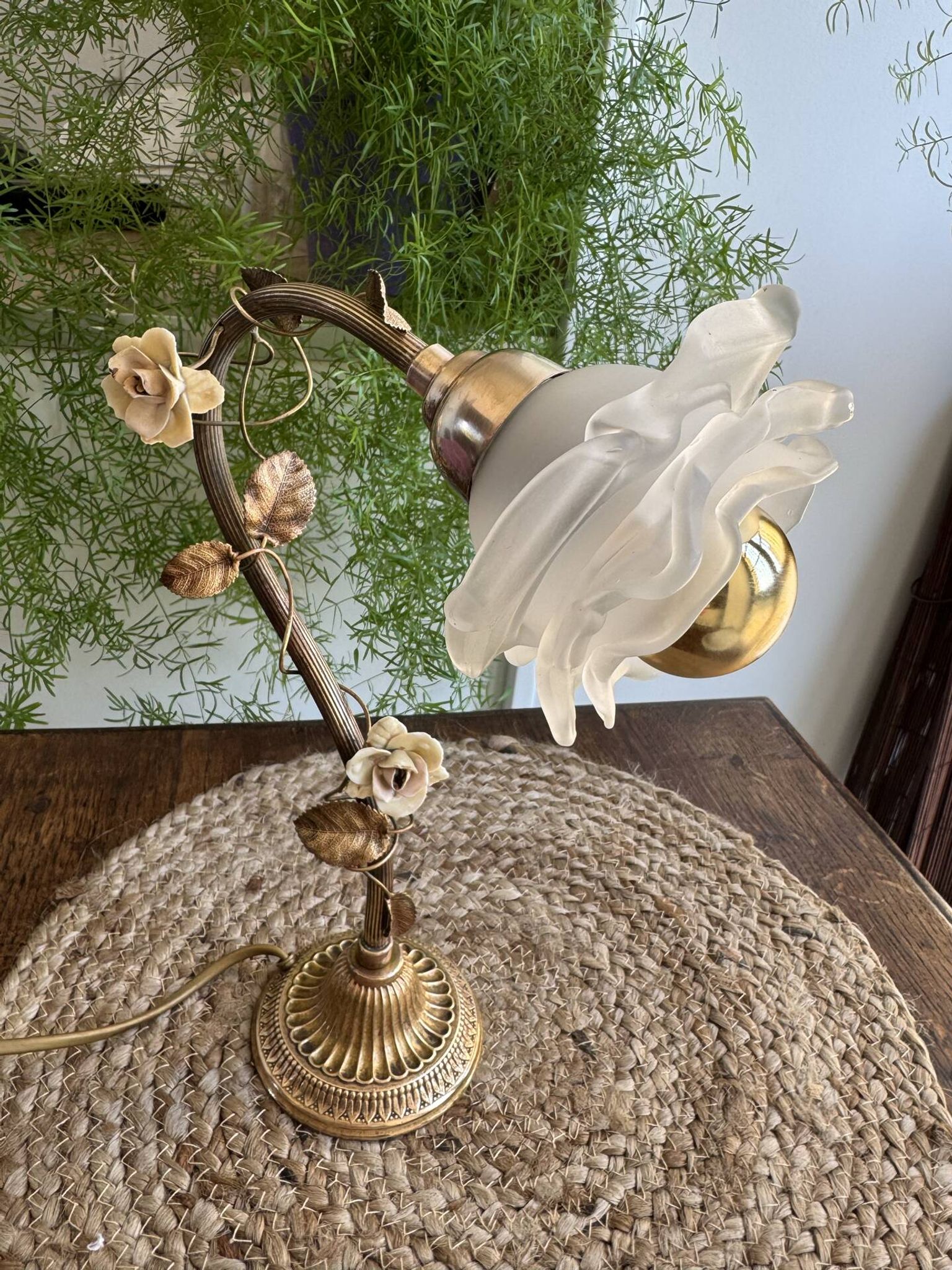 Lampe tulipe en laiton