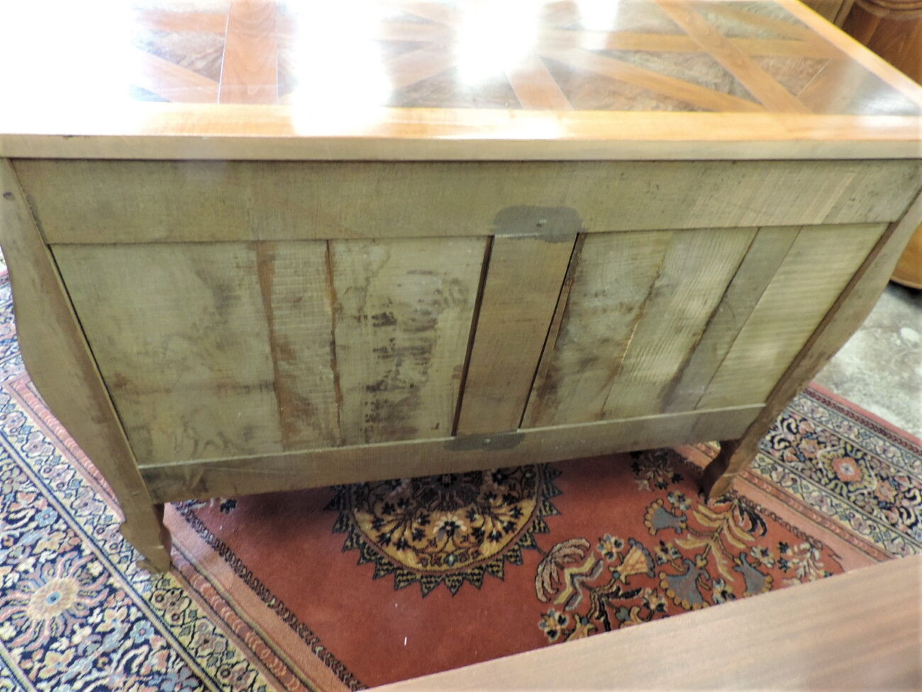 Louis xv-style chest of drawers in cherry