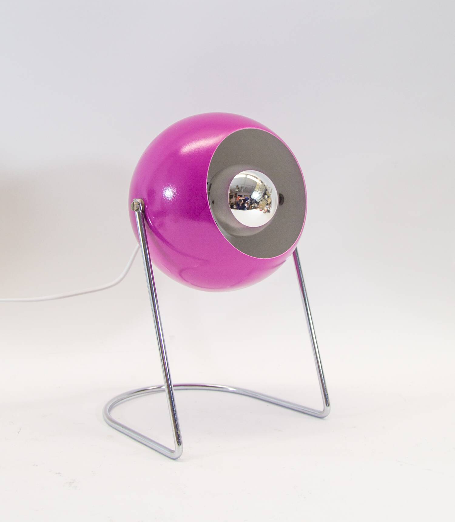 Space-age table lamp | purple and chrome | Vintage 70's
