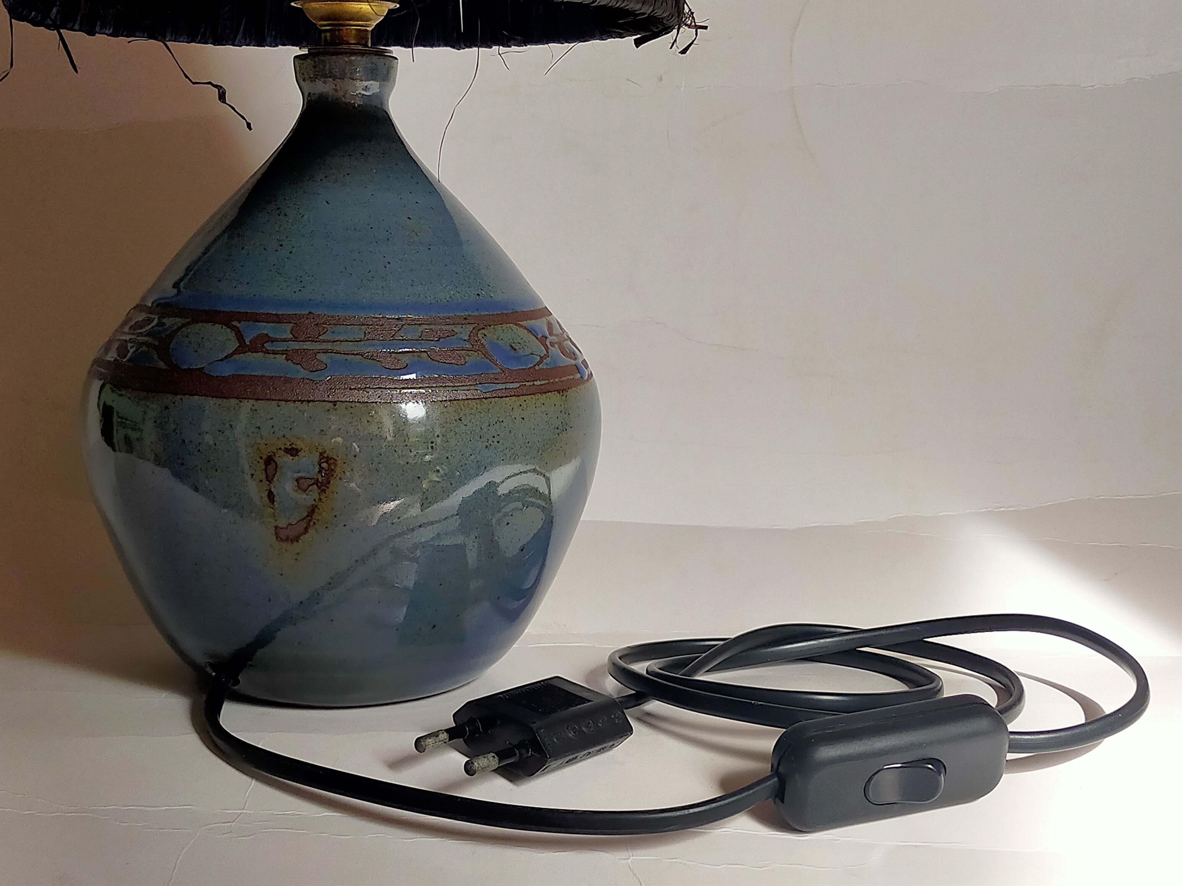 Vintage potter's ceramic table lamp, raffia lampshade