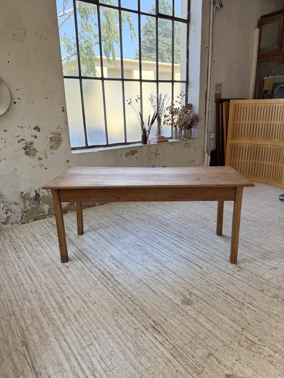 Cherry farmhouse table 1m8