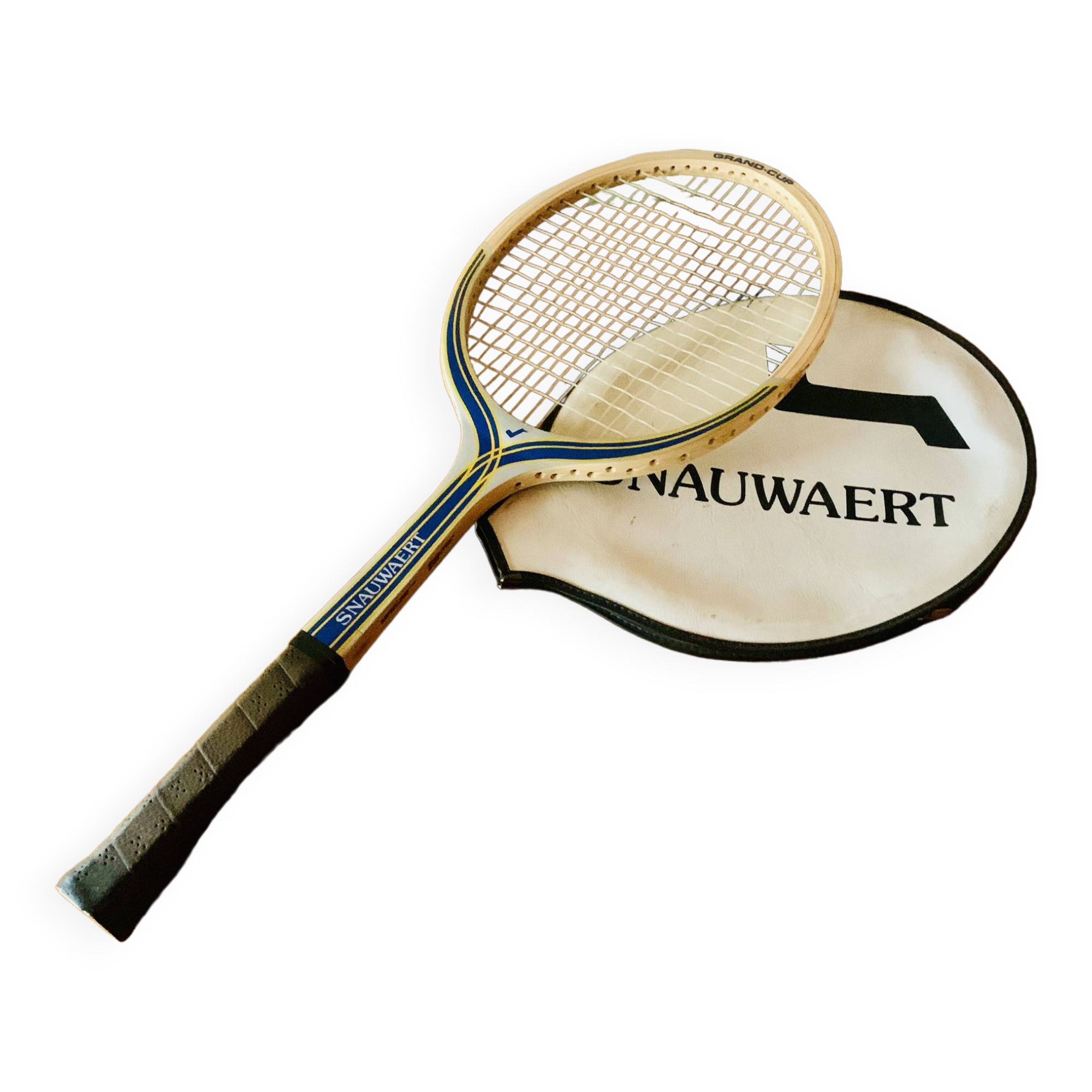 Vintage Snauwaert tennis racket in its case