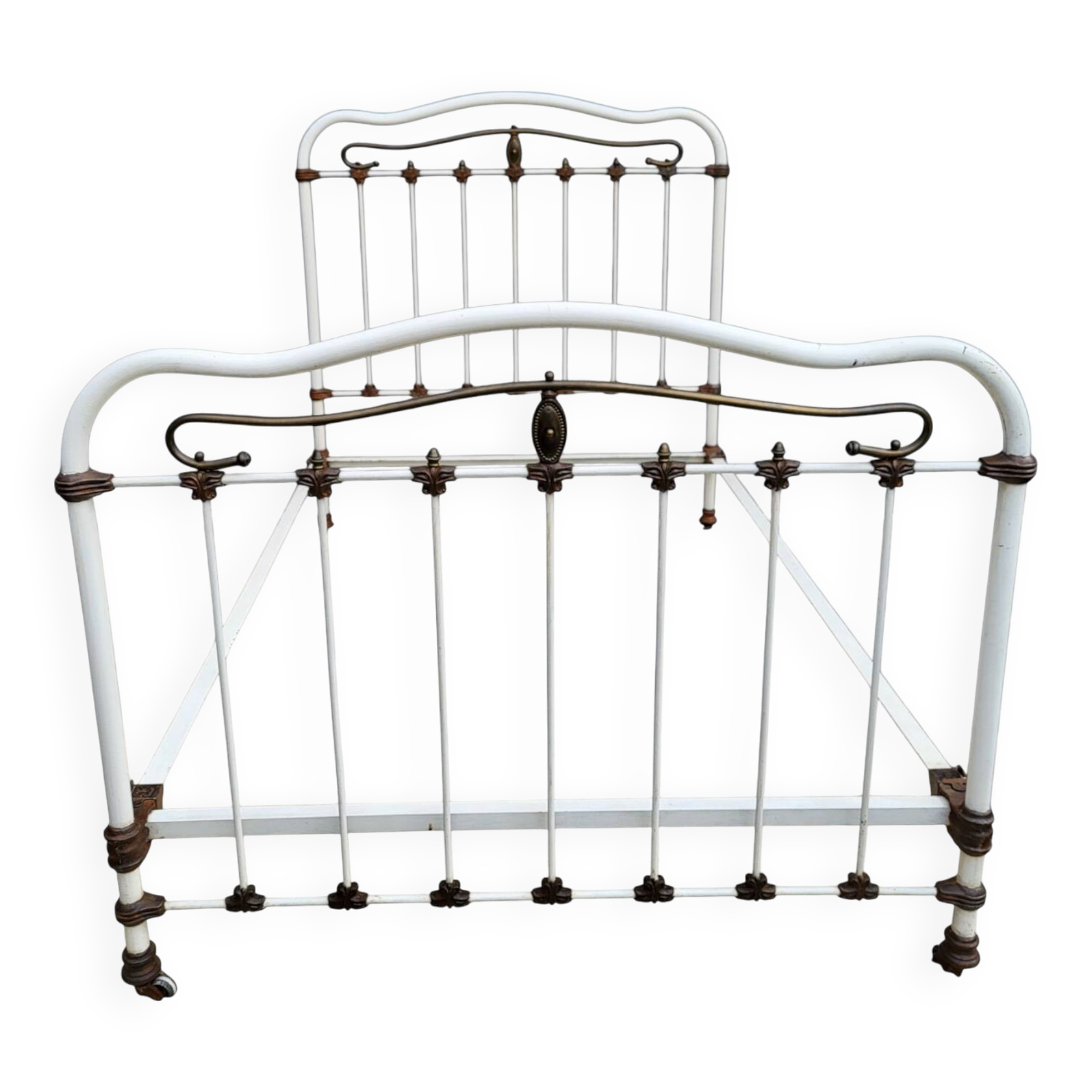 Art Deco Accolade Bed on Casters 190x120