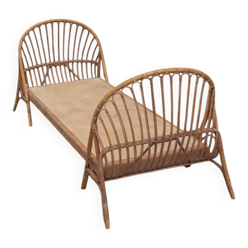 Rattan bed from the 50s/60s.