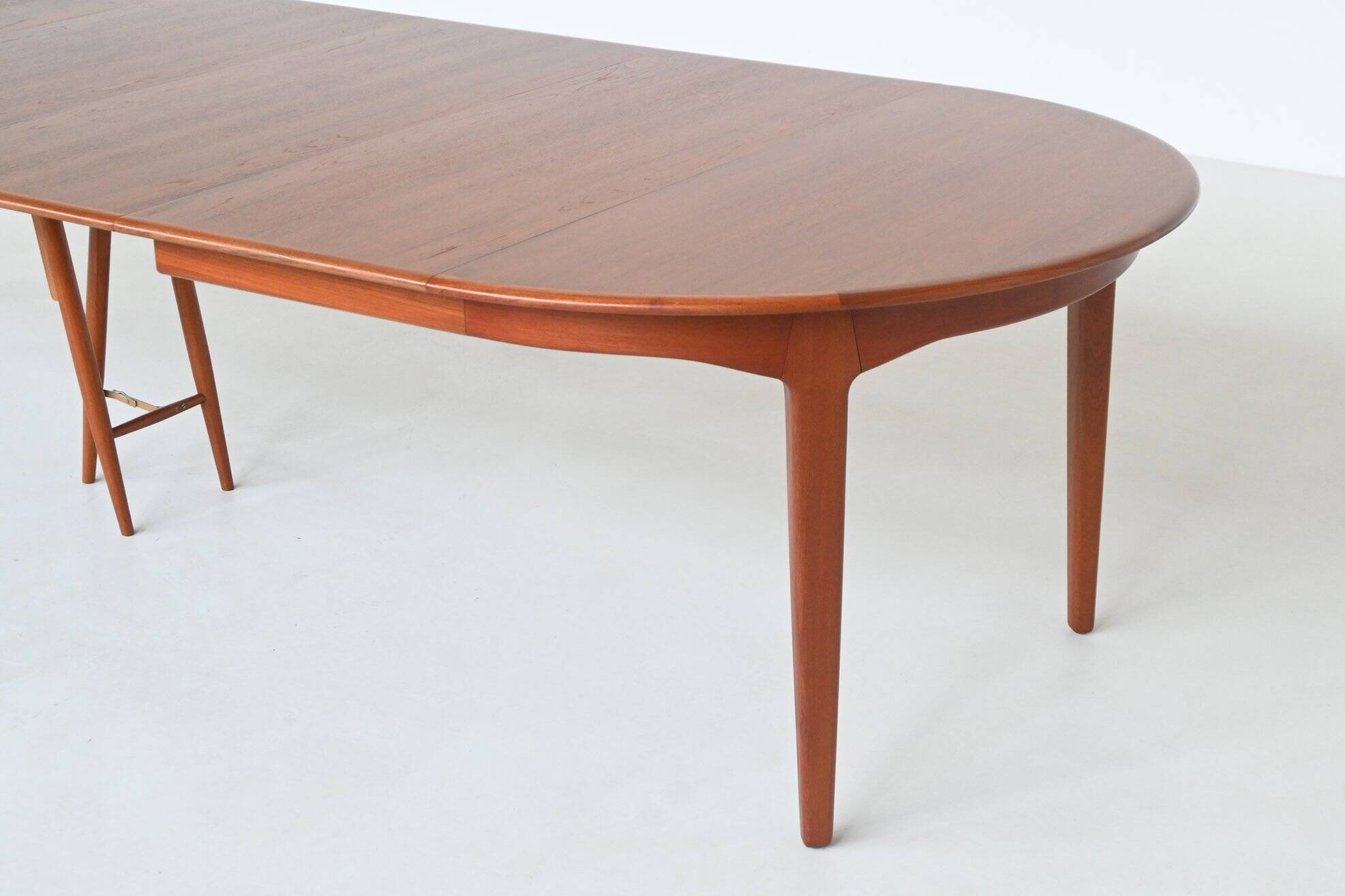 Henning Kjaernulf model 62 dining table teak Soro Stolefabrik Denmark 1958