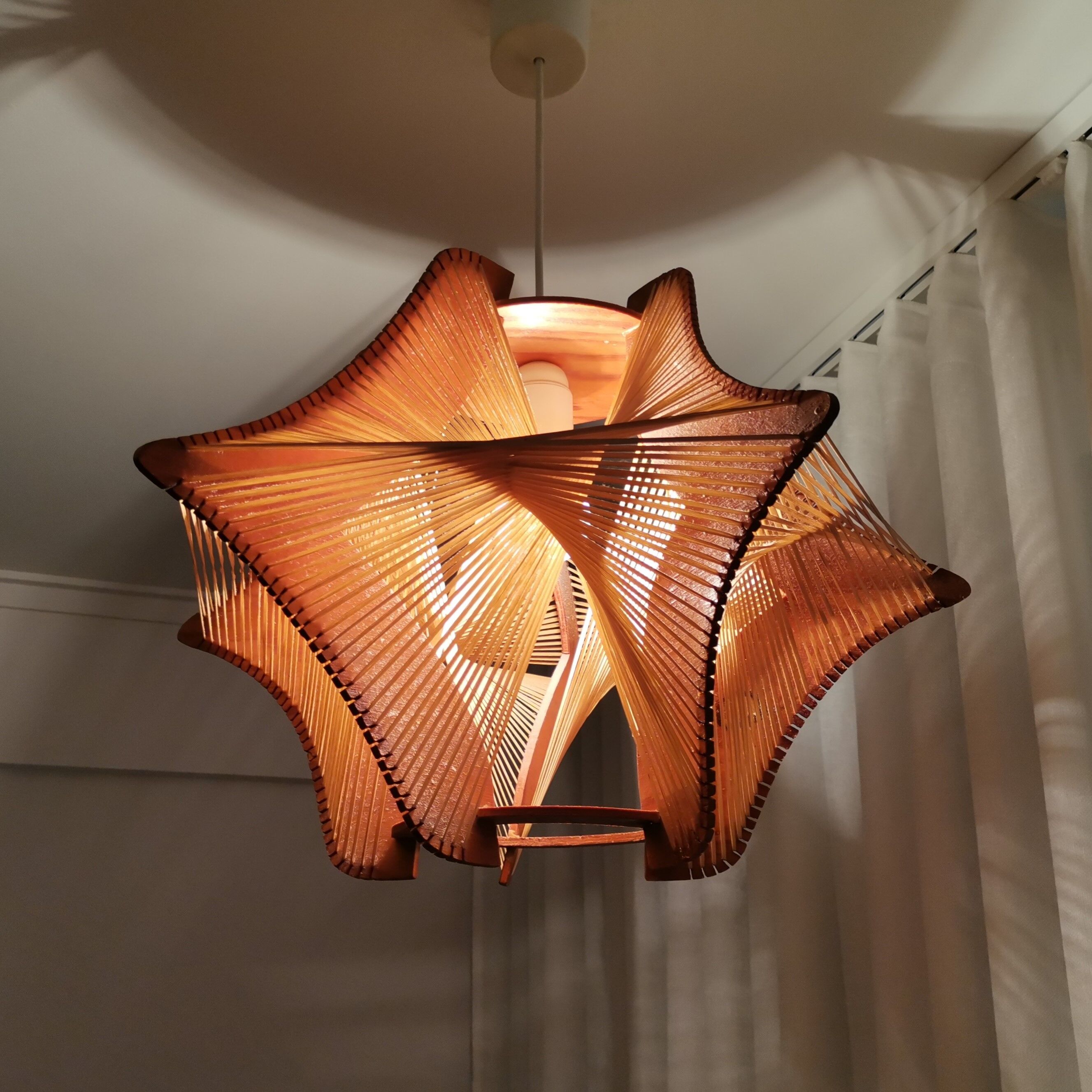 Age french 60s mid century wooden pendant