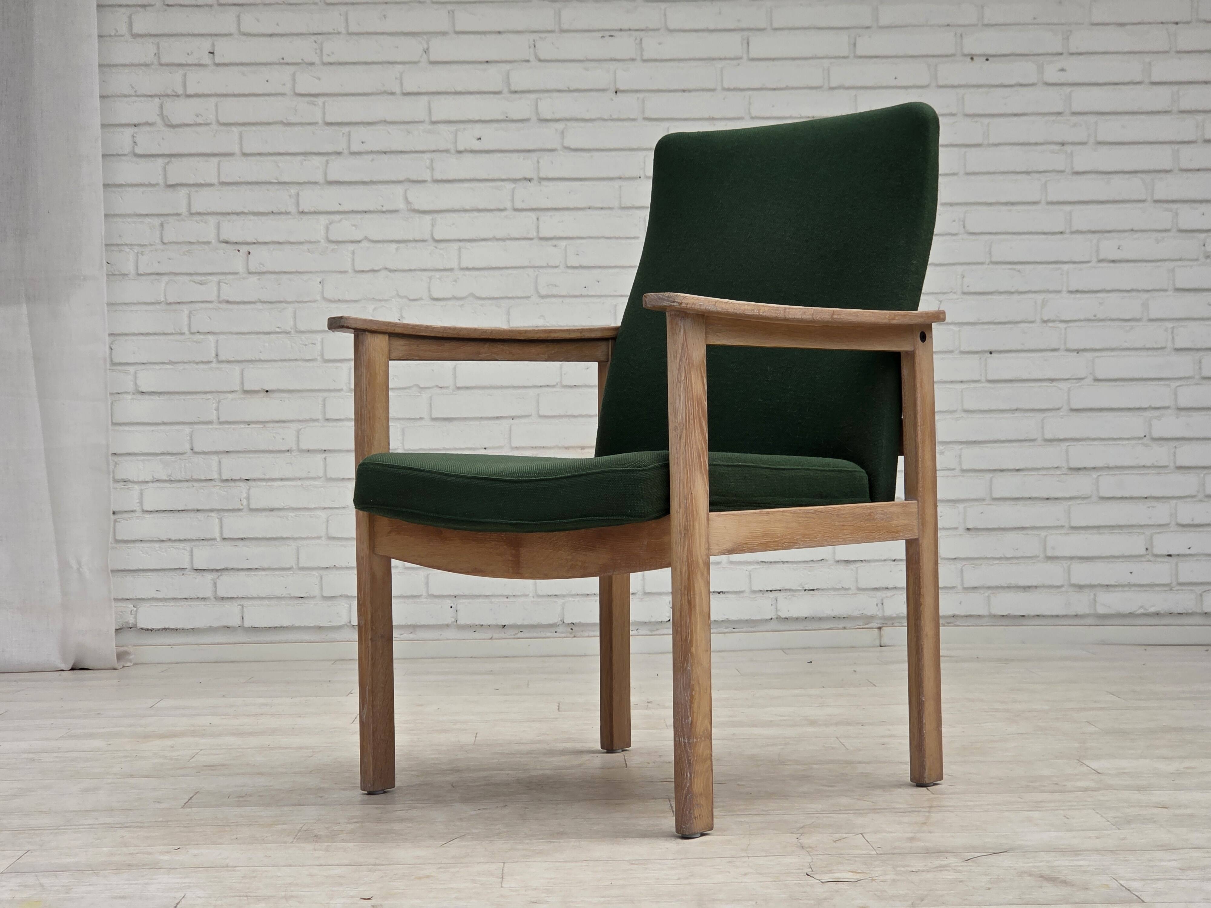 1980s, Danish armchair by Høng Stole, green furniture wool, oak wood.