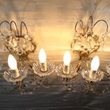 Paire d’appliques à 3 lumières en bronze et cristal