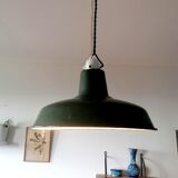 Pair of industrial suspensions in enamelled sheet metal