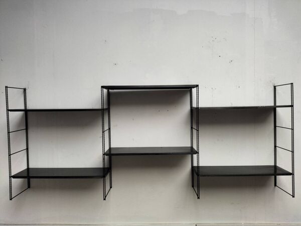 Étagère modulable en metal
