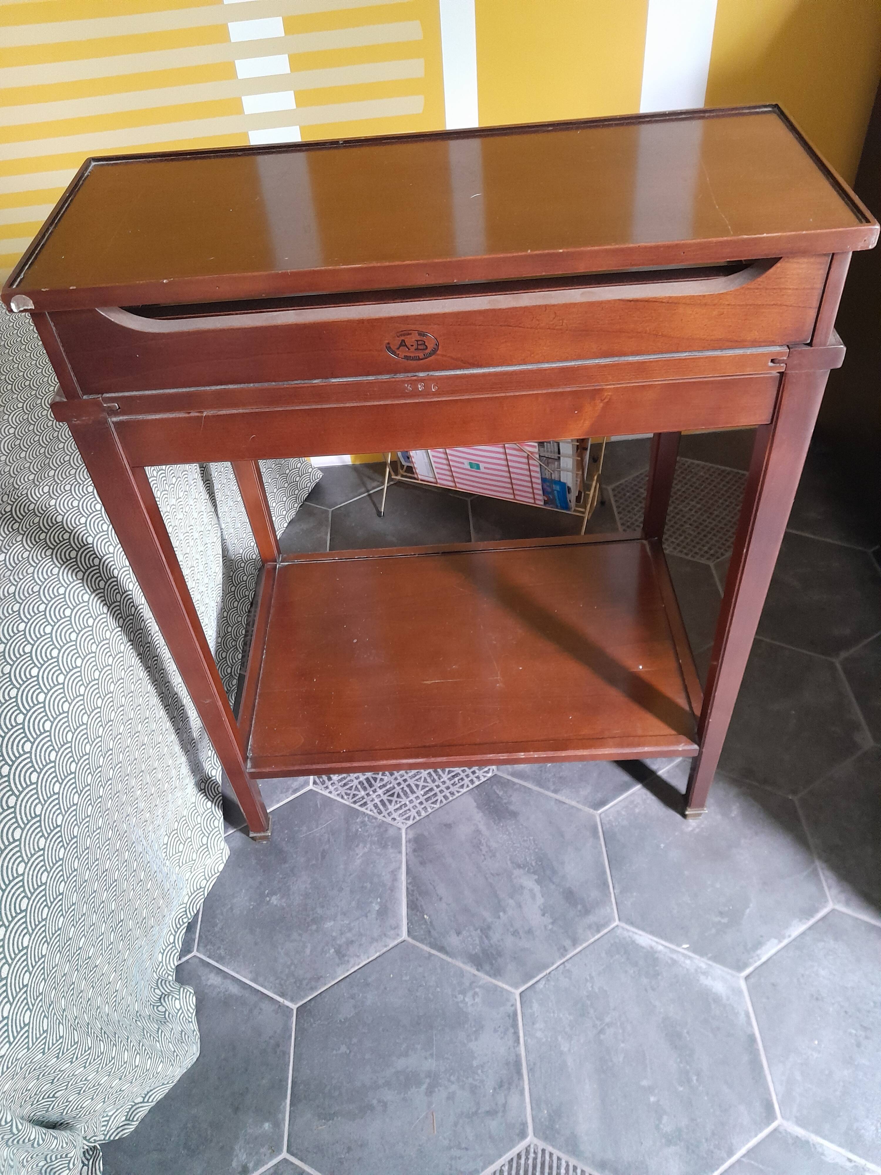 Bureau d’appoint vintage en bois massif – Ateliers Berniolles (Réf. 386)
