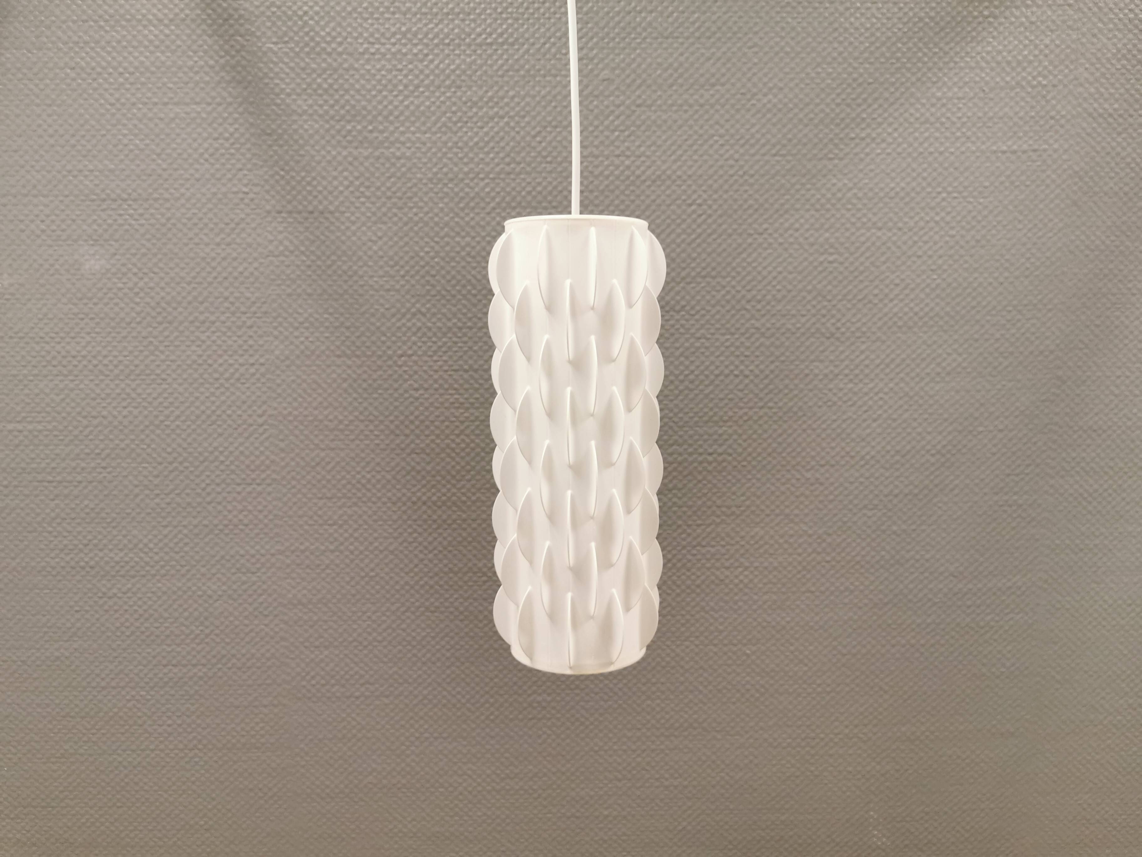 Hanging lamp model Contour, designed by Lars Schiøler made by Høyrup lighting 1970s.