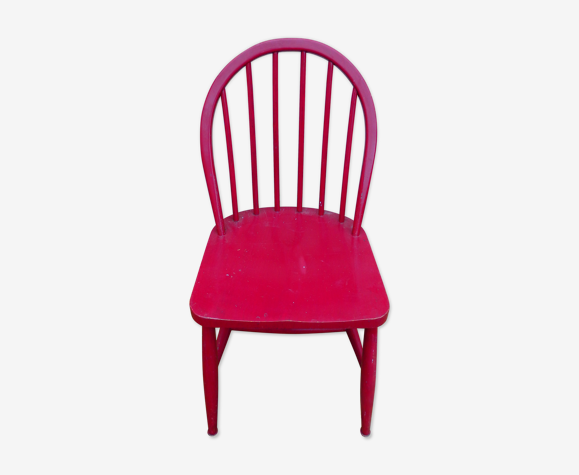 Chaise scandinave rouge