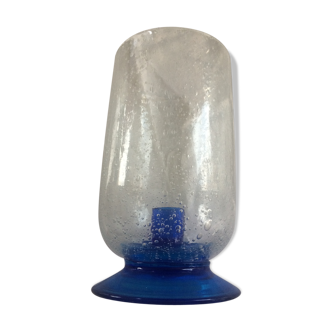 Bougeoir en verre transparent biot socle bleu années 1970