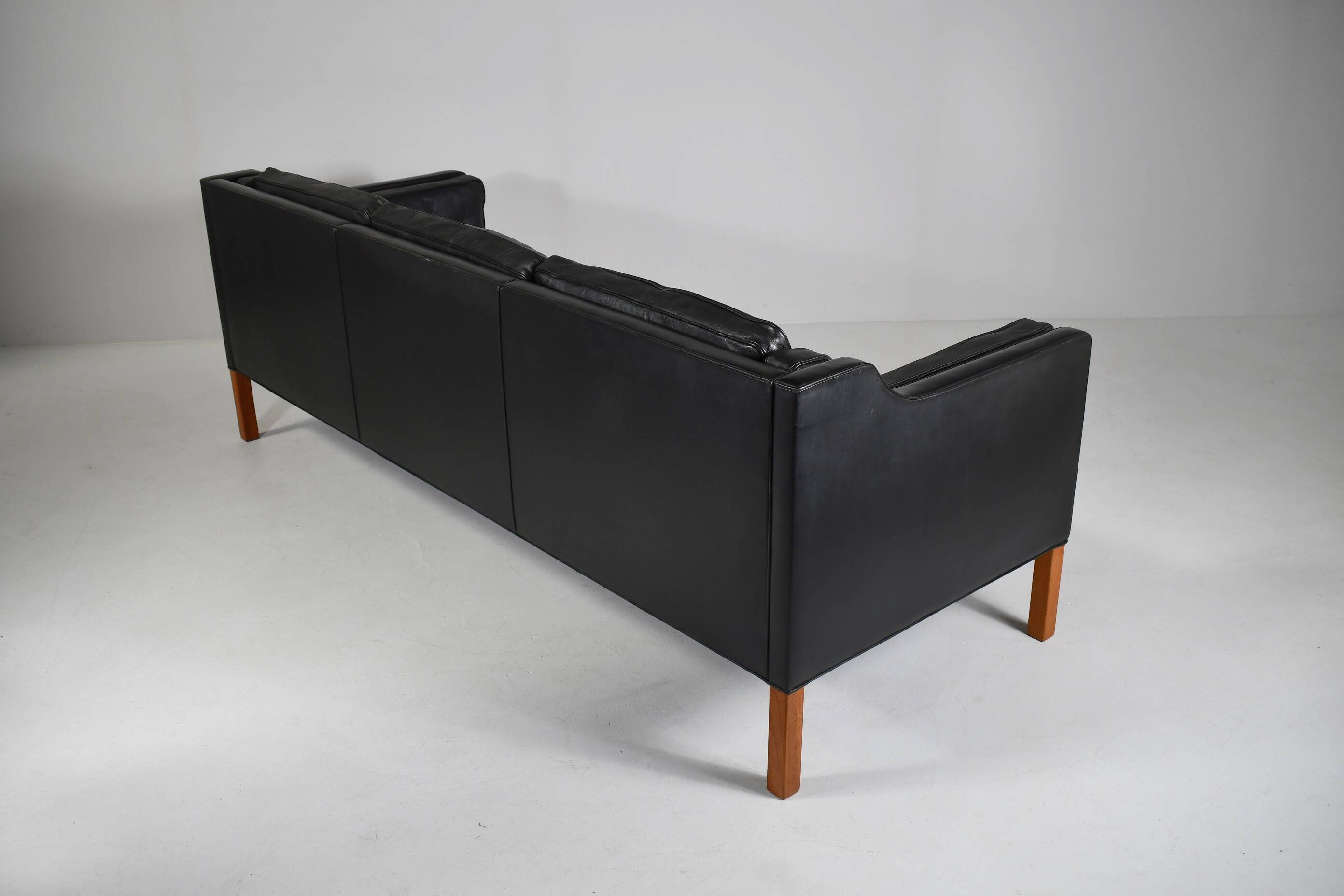 Sofa Modèle 2213 par Børge Mogensen, Frdericia. Danemark.