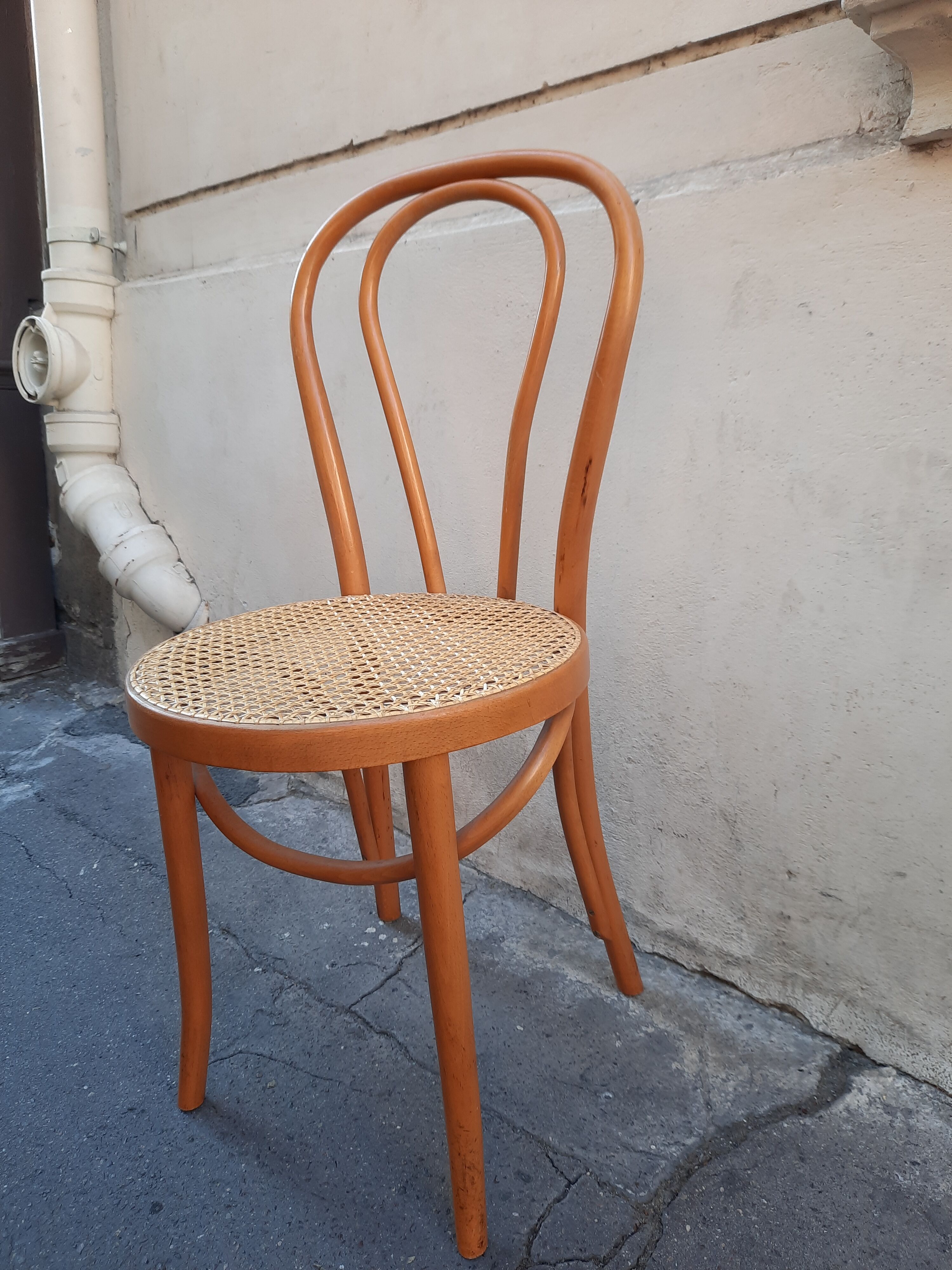 4 bistro chairs
