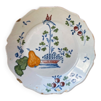 Plate in eighteenth-century earthenware