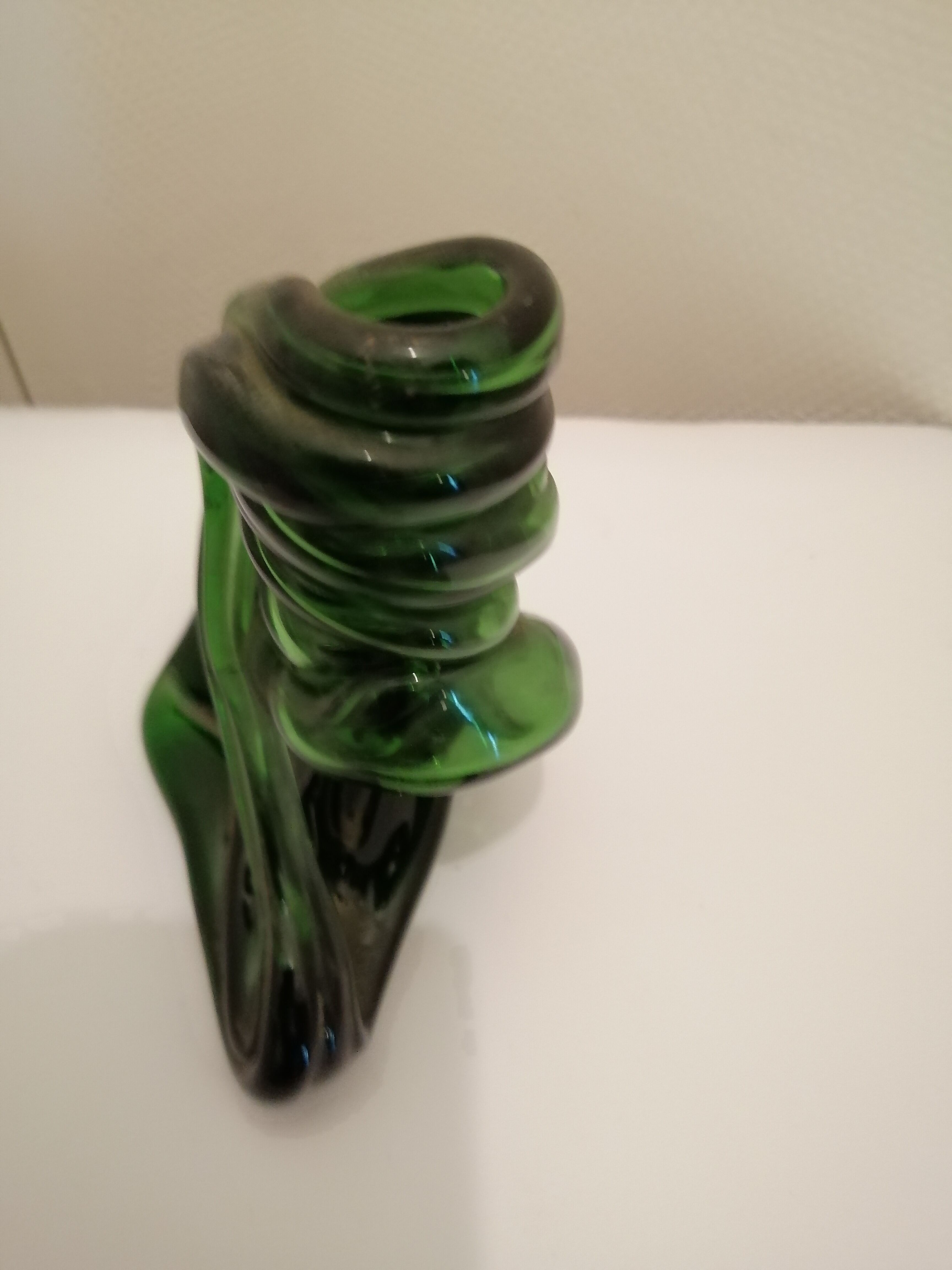 Blow glass crumple candle holder