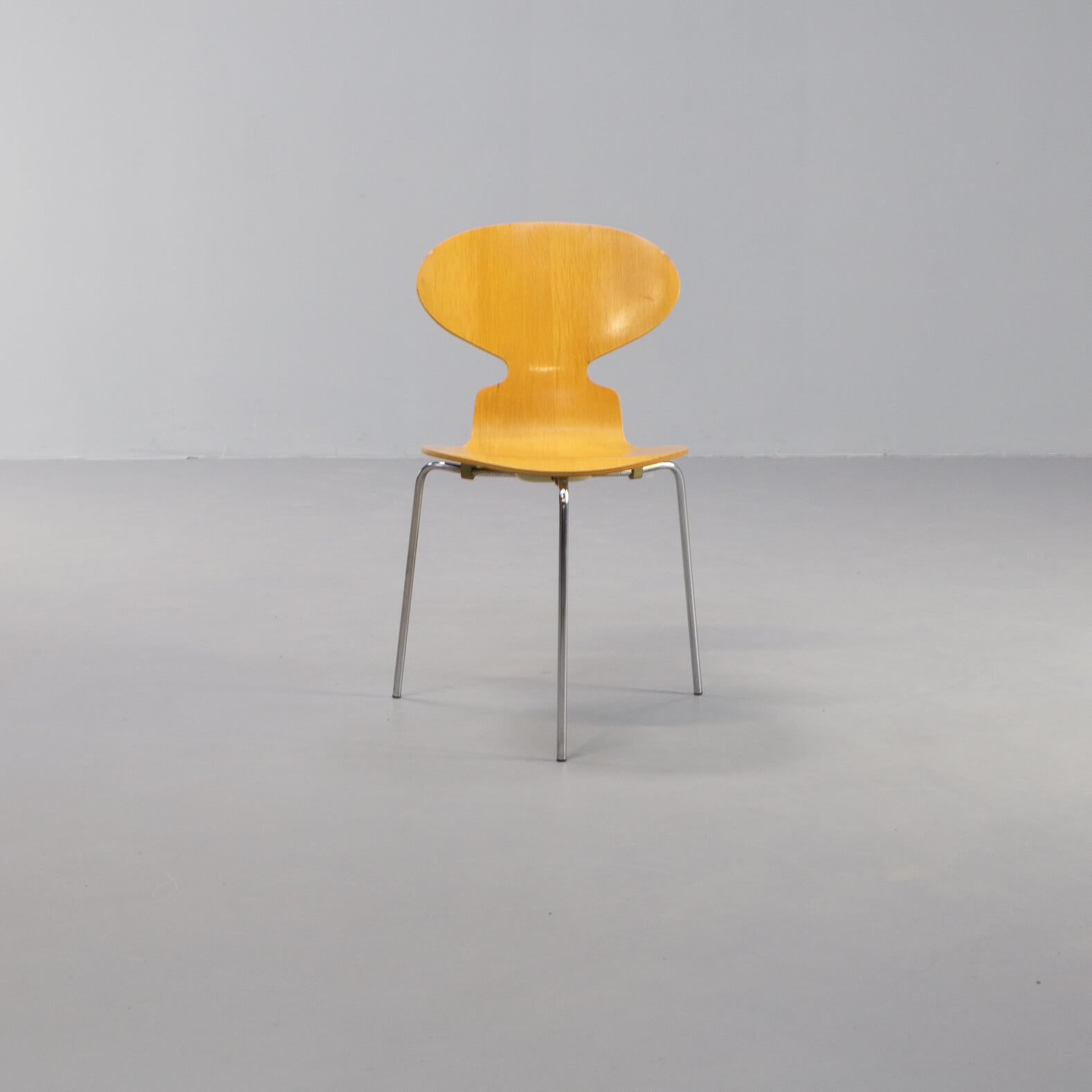 Arne Jacobsen plywood original ‘model 3100 Ant’ chair for Fritz Hansen set/4