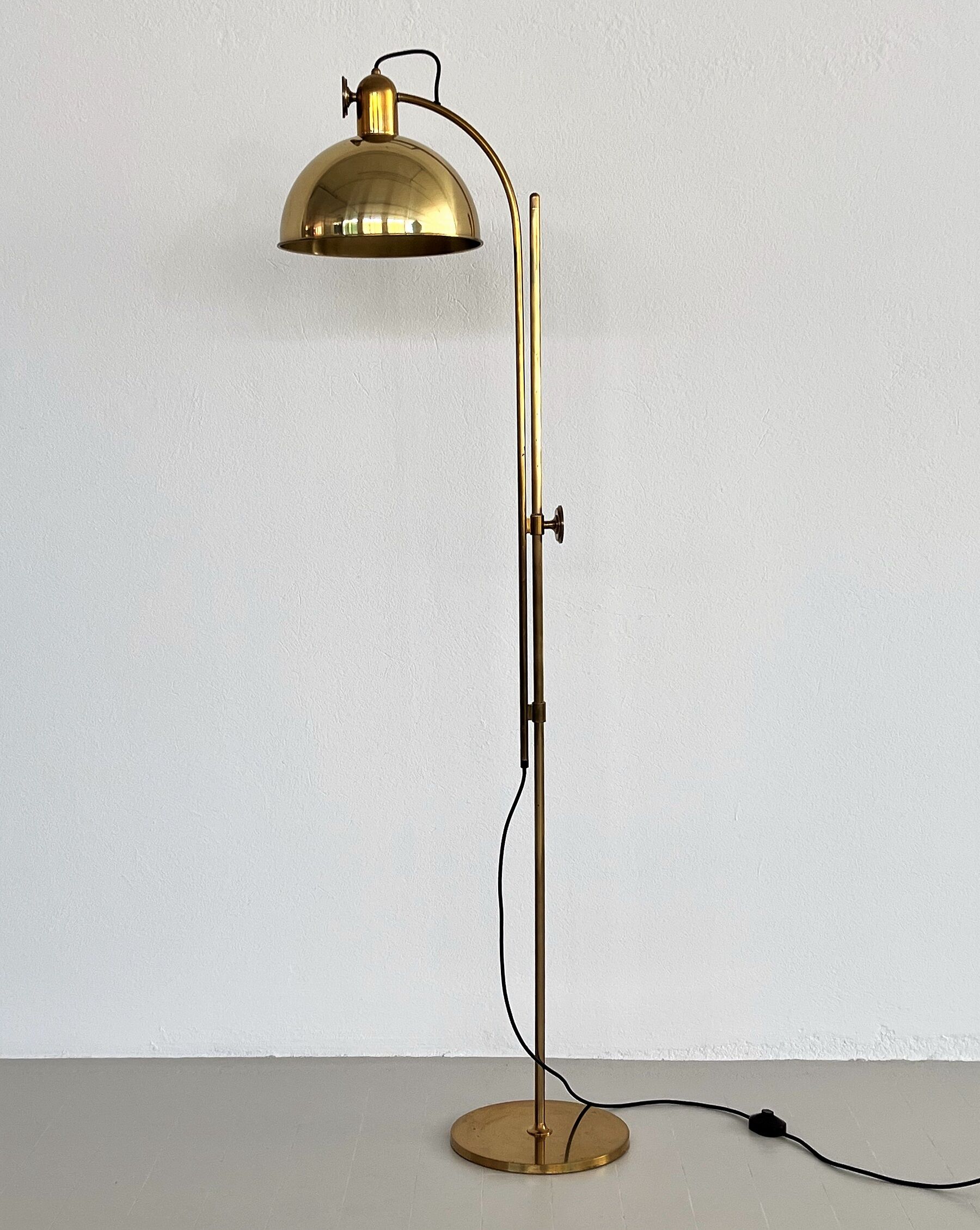Florian schulz mid-century adjustable floor lamp in full brass, 1970